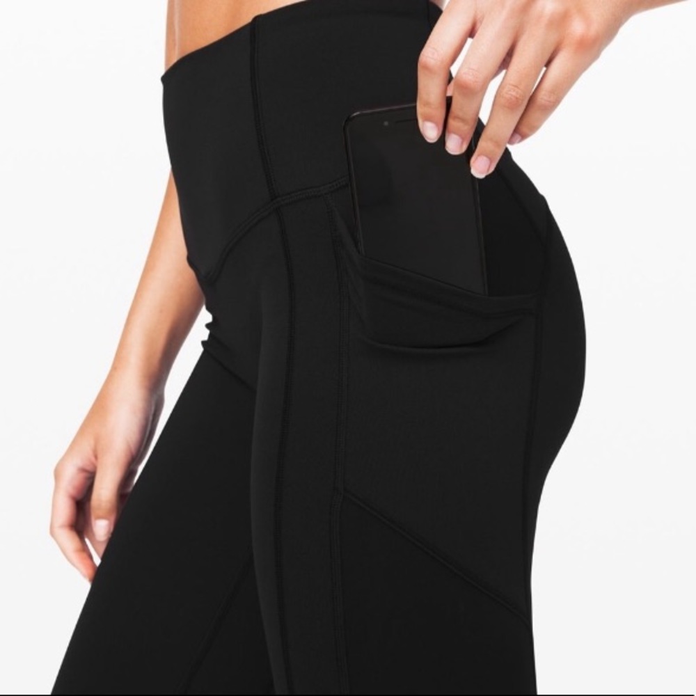 Lululemon All the right places crop